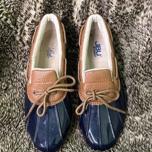JBU Navy and Tan Slip-On Shoes Sz 8 Excellent Condition